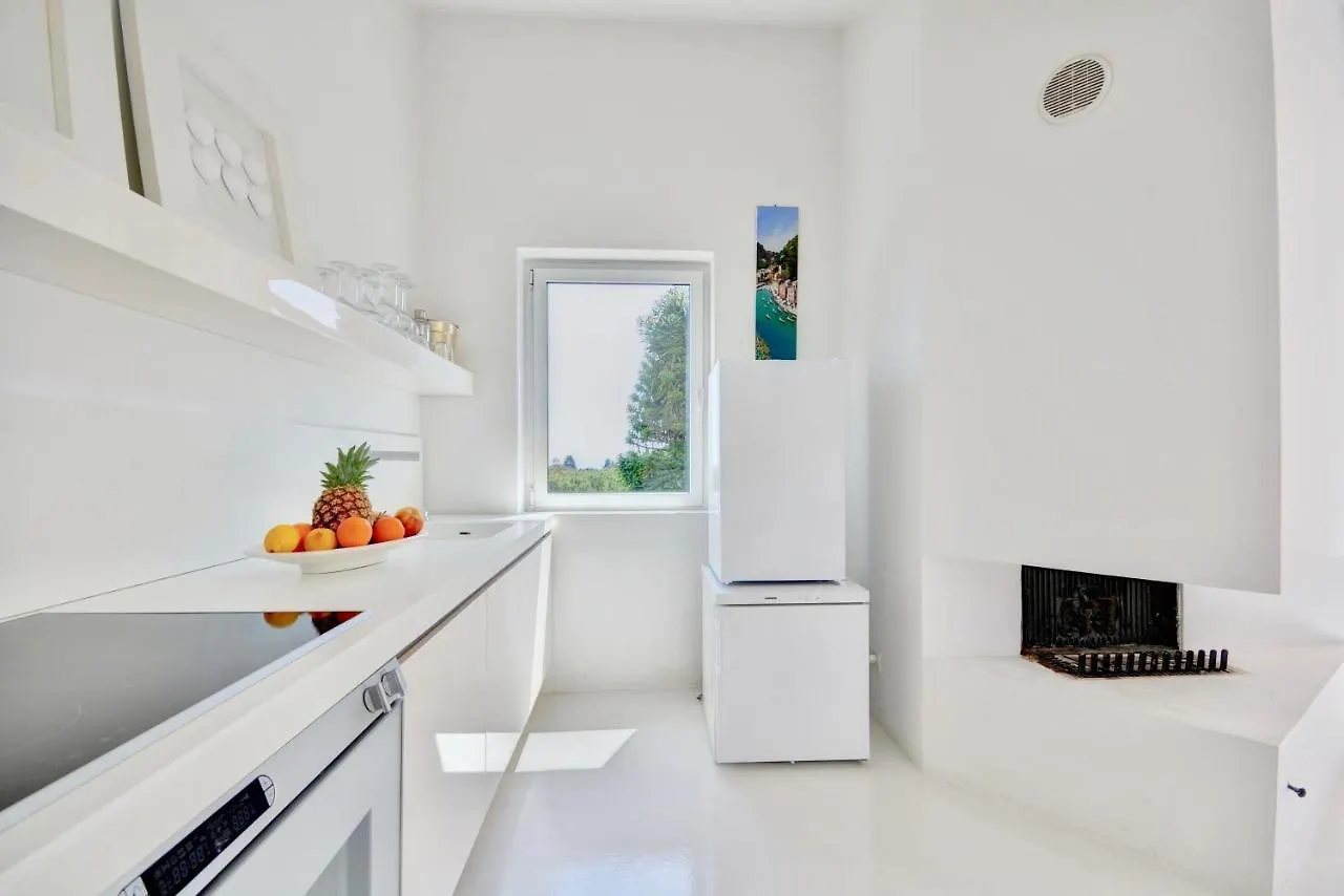 Penthouse Marina-Seaview Jacuzzi And Terrace Apartment Rapallo 0*,  Italy